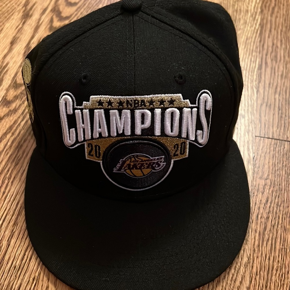 Los Angeles Lakers NBA finals hat